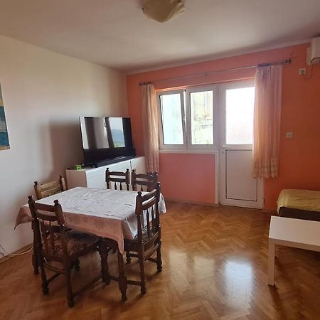 Apartments Vukovic Светі-Стефан Екстер'єр фото